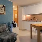 公寓 Giomein Elegant Blue House Cervinia *