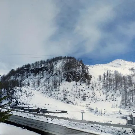 Apartamento Giomein Elegant Blue House Cervinia