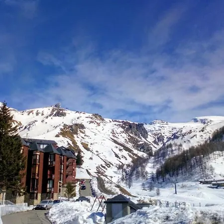 公寓 Giomein Elegant Blue House Cervinia *