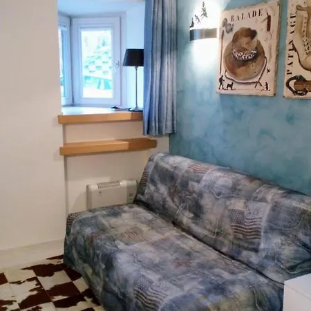 아파트 Giomein Elegant Blue House Cervinia *